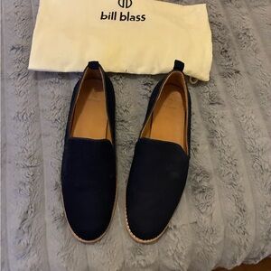 Bill Blass Women's Navy Blue Flats